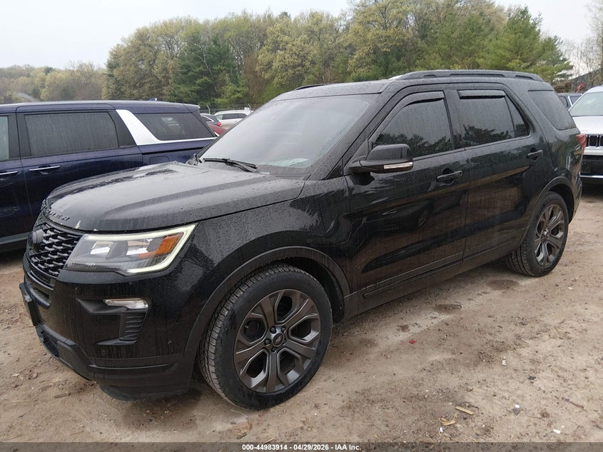 1FM5K8GT6JGA38299 2018 Ford Explorer Sport photo 1