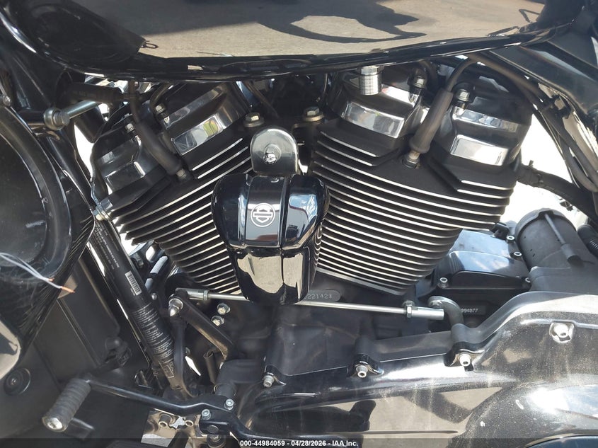 2019 Harley-Davidson Fltrxs VIN: 1HD1KTP38KB622142 Lot: 44984059