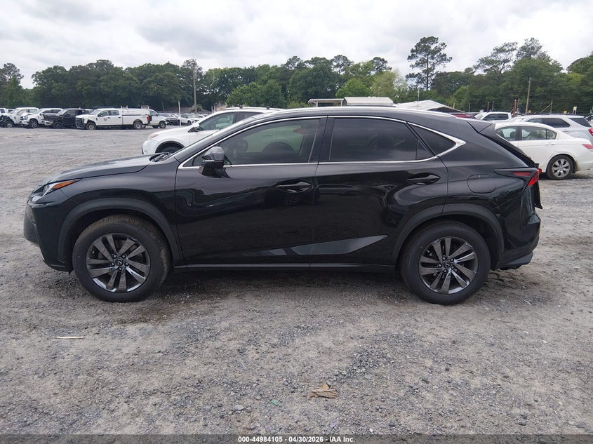 2019 LEXUS NX 300 — Фото 14