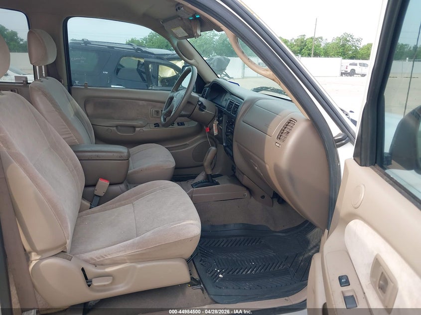 2002 Toyota Tacoma Base V6