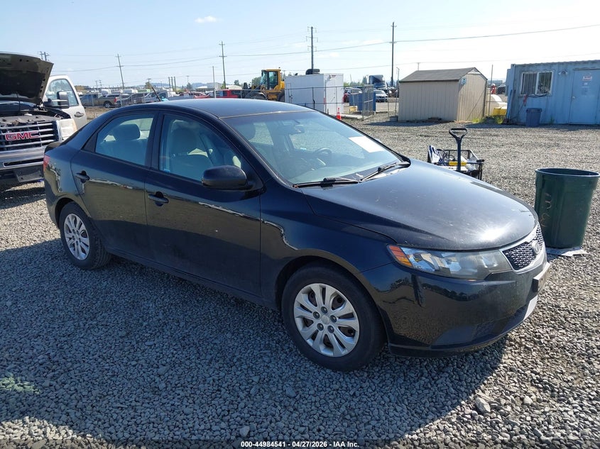 2013 KIA FORTE LX