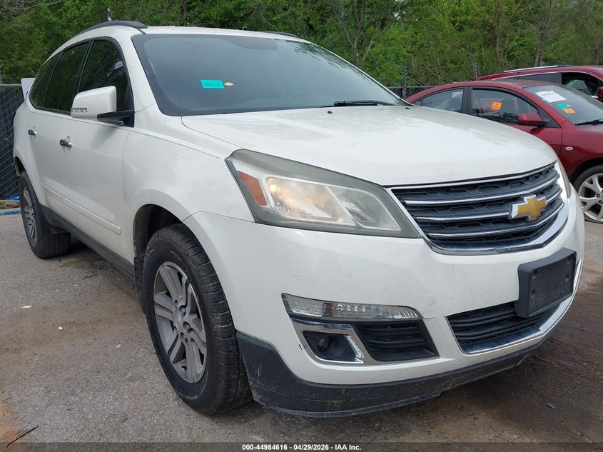 2015 CHEVROLET TRAVERSE auction photo 1