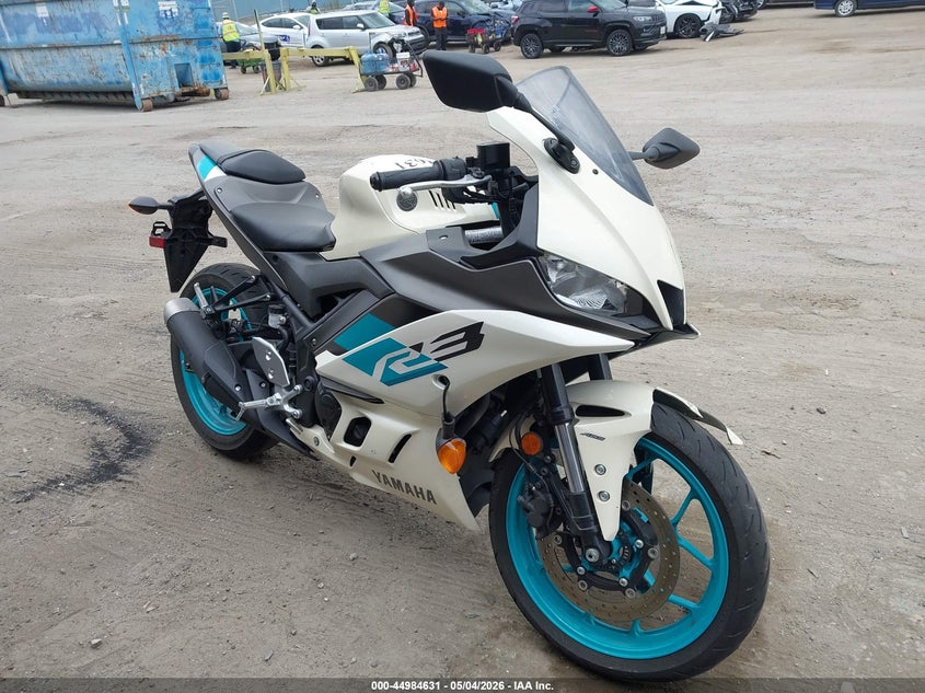2024 Yamaha Yzfr3