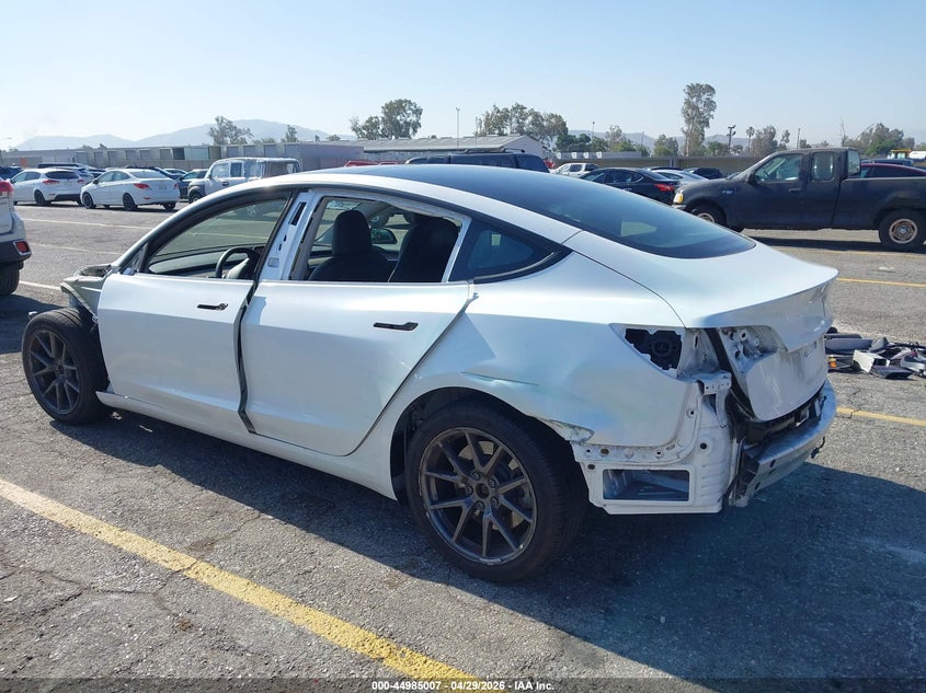 2022 Tesla Model 3 Rear-Wheel Drive