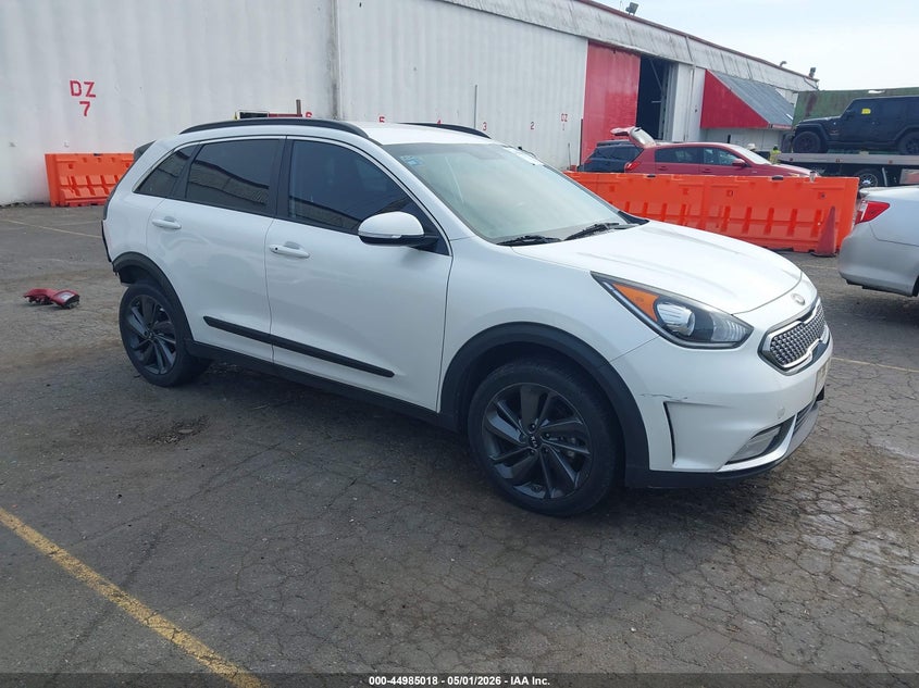Vin: kndcc3lc8h5062496, lot: 45482442, kia niro ex 2017 img_1