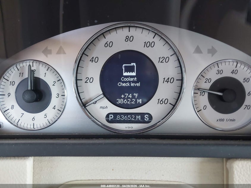 2006 Mercedes-Benz Clk 500 VIN: WDBTK75G16T055892 Lot: 44985120