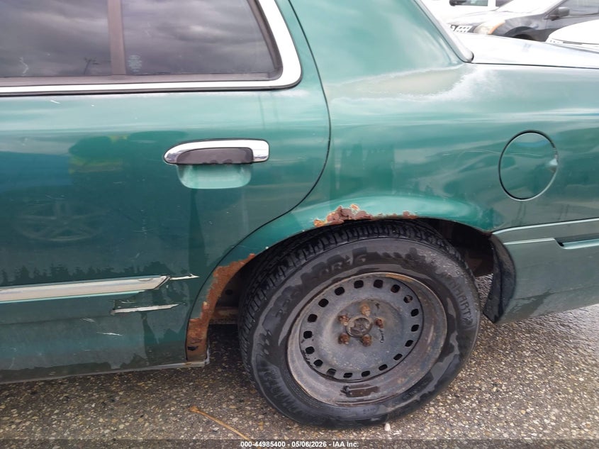 2000 Mercury Grand Marquis Gs VIN: 2MEFM74W0YX717211 Lot: 44985400