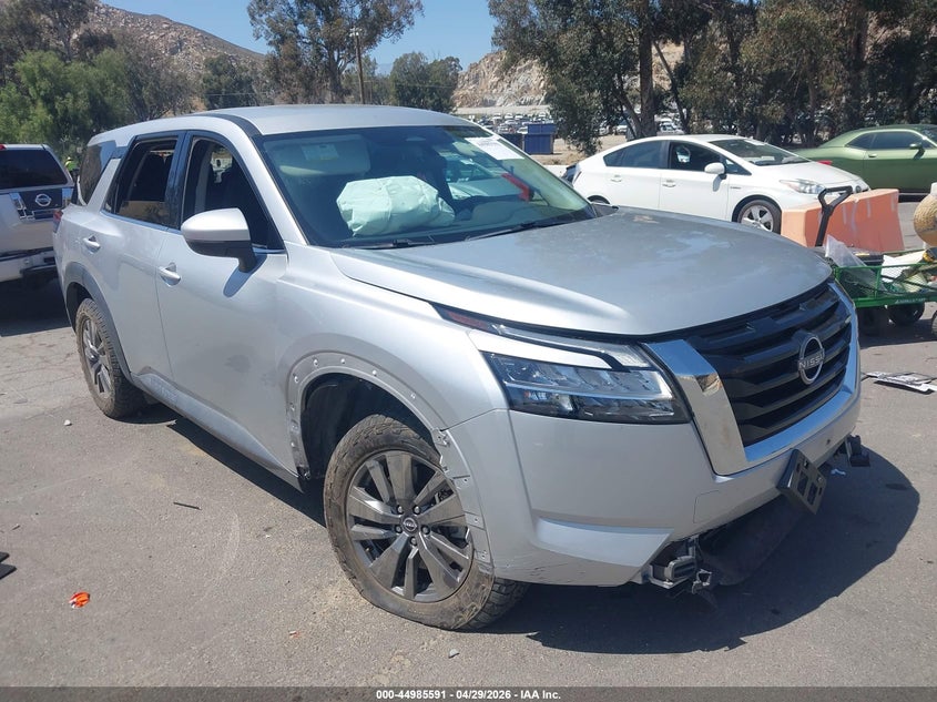 2022 Nissan Pathfinder S 2Wd