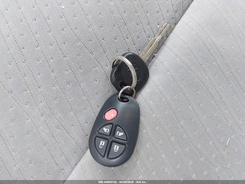 2017 TOYOTA SIENNA VAN 3.5L V-6 DI, DOHC, VVT, 296HP