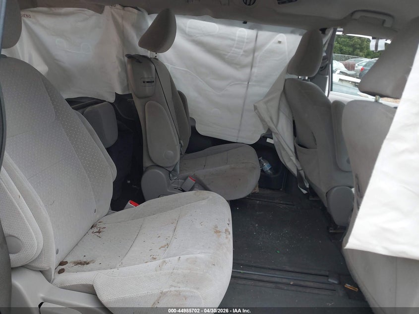 2017 TOYOTA SIENNA VAN 3.5L V-6 DI, DOHC, VVT, 296HP