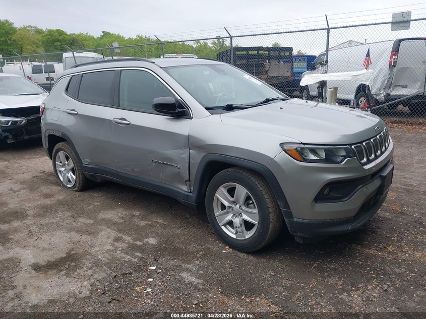 2022 Jeep Compass Latitude Fwd