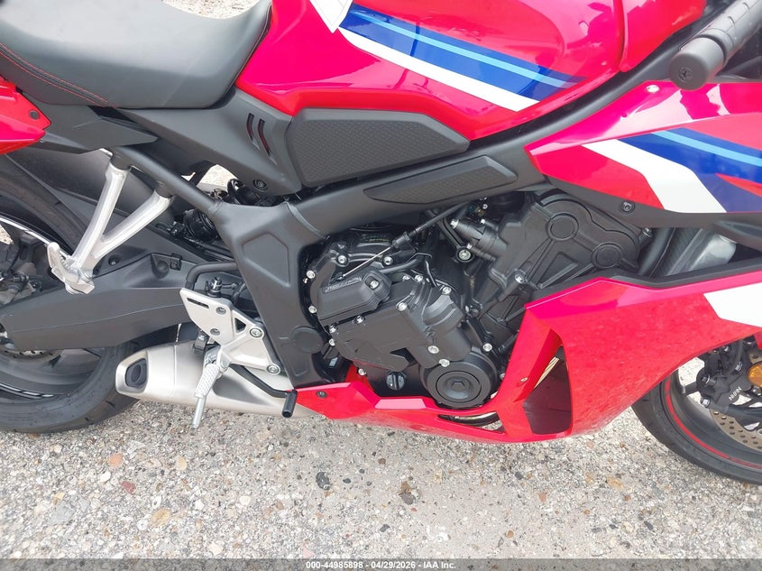 2026 Honda Cbr650 R VIN: MLHRH1558T5201899 Lot: 44985898