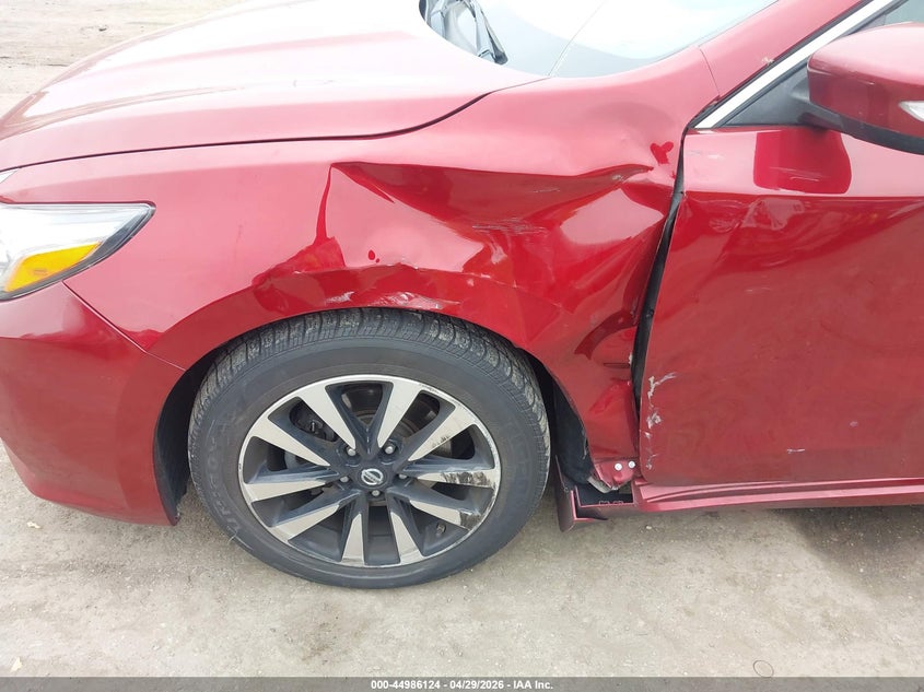 VIN 1N4AL3AP3JC229125 2018 NISSAN ALTIMA 2.5 SV