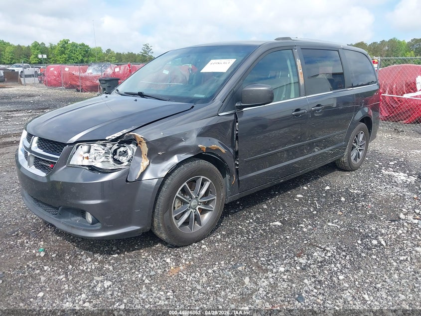 Vin: 2c4rdgcg4hr656961, lot: 45483804, dodge grand caravan sxt 20172