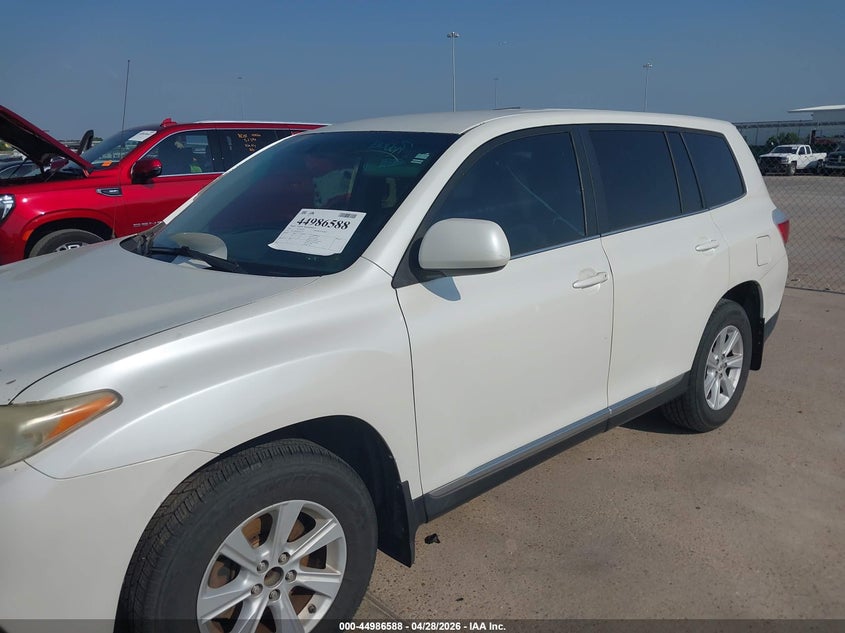 2012 Toyota Highlander 2.7 white Lot 111044986588 Vin 5TDZA3EH8CS024259