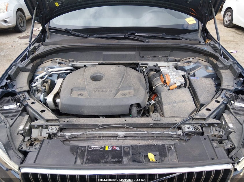 VOLVO XC60 RECHARGE PLUG-IN HYBRID - zdjęcie 10