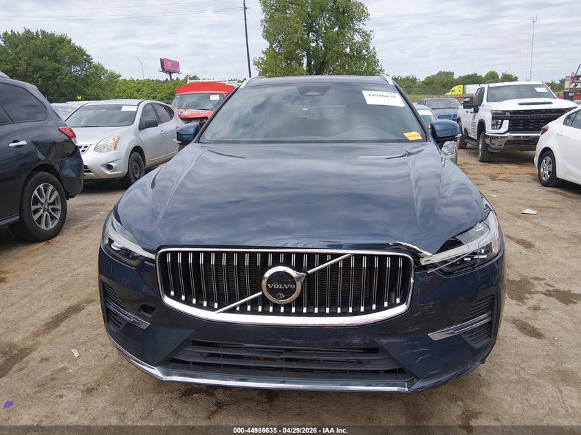 VOLVO XC60 RECHARGE PLUG-IN HYBRID - zdjęcie 13