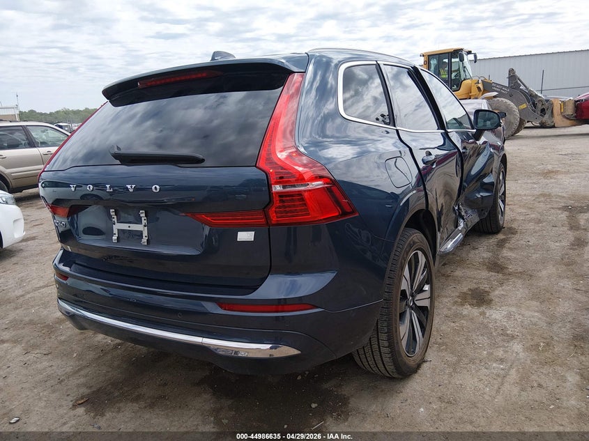 VOLVO XC60 RECHARGE PLUG-IN HYBRID - zdjęcie 4