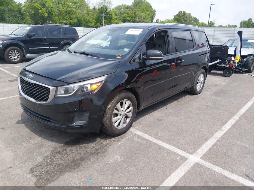 2017 KIA SEDONA auction photo 2