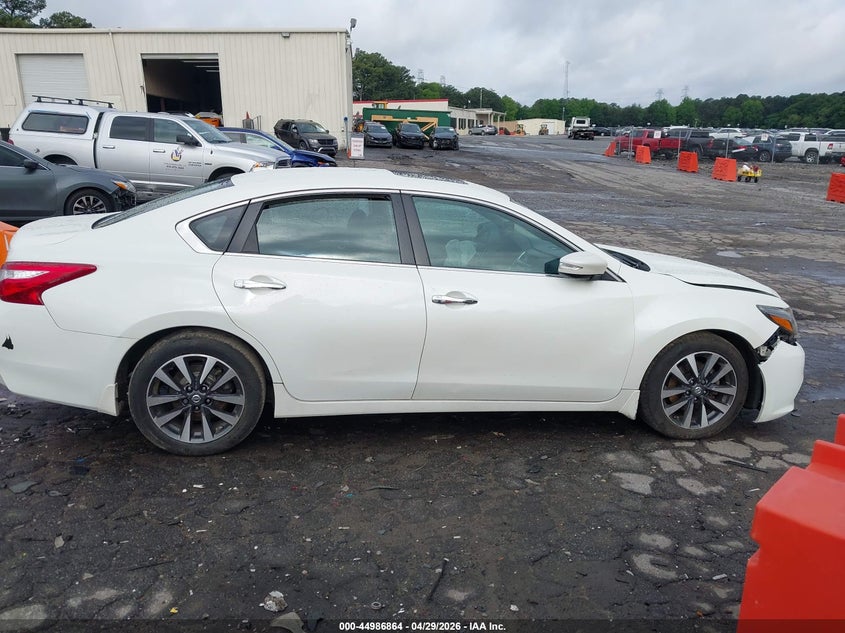 VIN 1N4AL3AP7HC275566 2017 NISSAN ALTIMA 2.5 SL