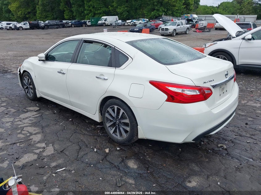 VIN 1N4AL3AP7HC275566 2017 NISSAN ALTIMA 2.5 SL