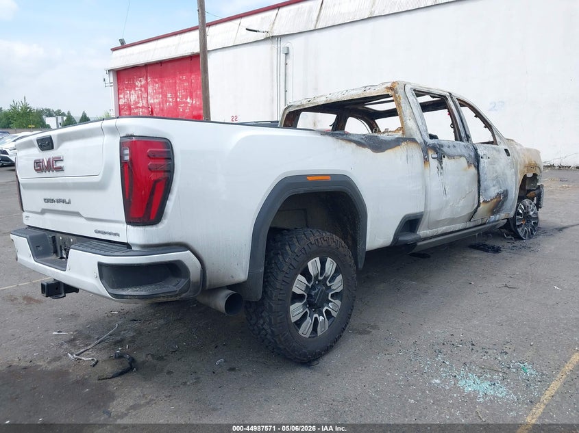 2025 GMC SIERRA 3500HD auction photo 4