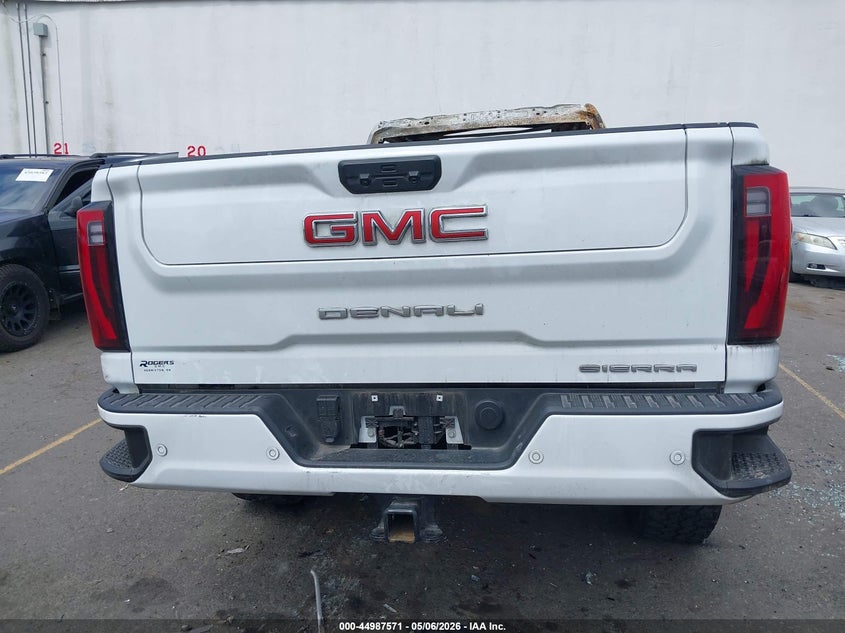 2025 GMC SIERRA 3500HD auction photo 8