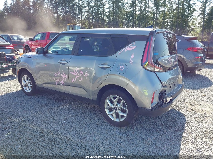 2023 KIA SOUL auction photo 3