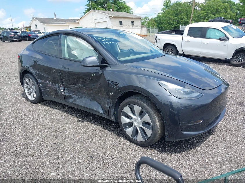 2024 TESLA MODEL Y LONG RANGE SINGLE MOTOR REAR-WHEEL DRIVE/RWD