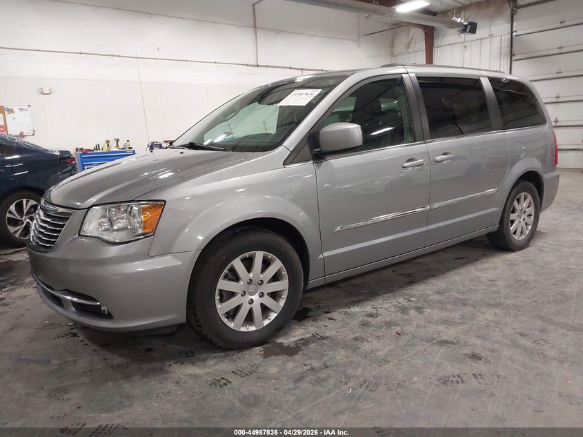 2015 Chrysler Town & Country Touring 2C4RC1BG9FR595122 photo 1
