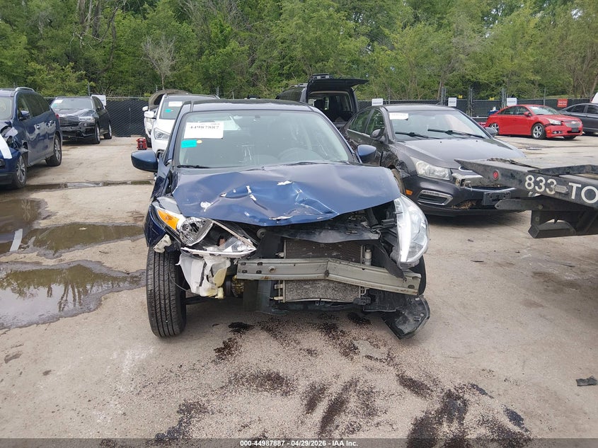 2018 NISSAN VERSA auction photo 6