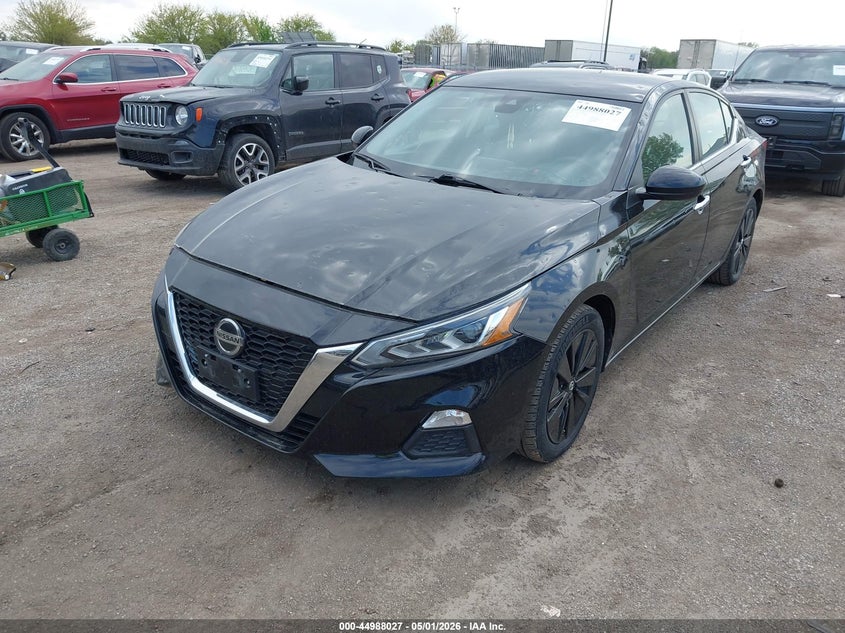 2021 NISSAN ALTIMA auction photo 2