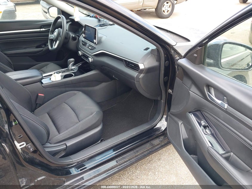 2021 NISSAN ALTIMA auction photo 5