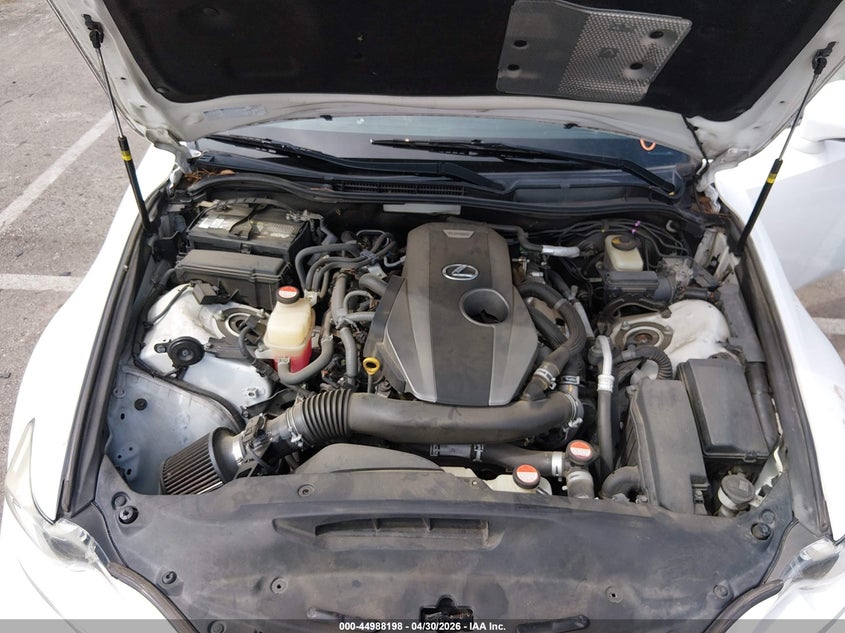 LEXUS IS 200T - zdjęcie 10