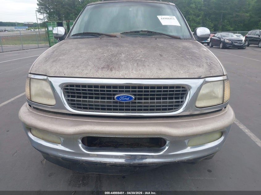 1997 Ford Expedition Eddie Bauer/Xlt VIN: 1FMEU176XVLA51680 Lot: 44988451