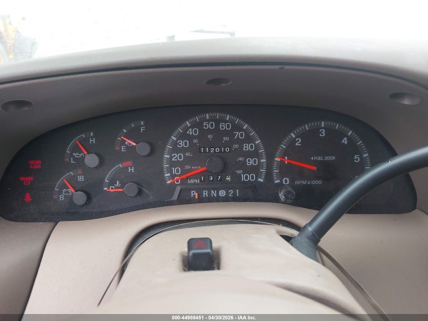 1997 Ford Expedition Eddie Bauer/Xlt VIN: 1FMEU176XVLA51680 Lot: 44988451