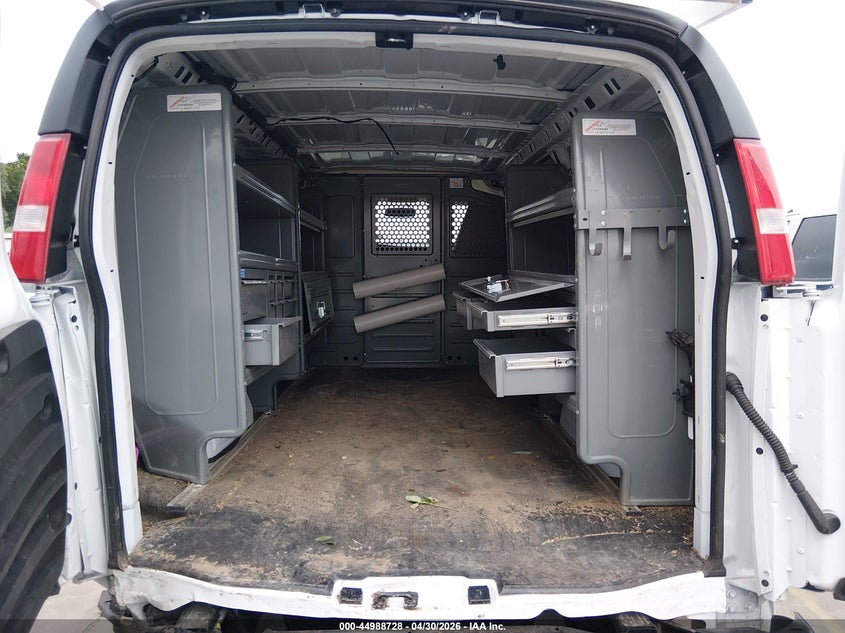2025 CHEVROLET EXPRESS CARGO auction photo 8