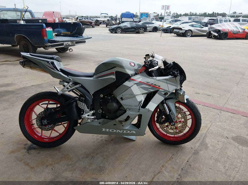 2026 Honda Cbr600 Rr VIN: JH2PC40H4TK300336 Lot: 44988914