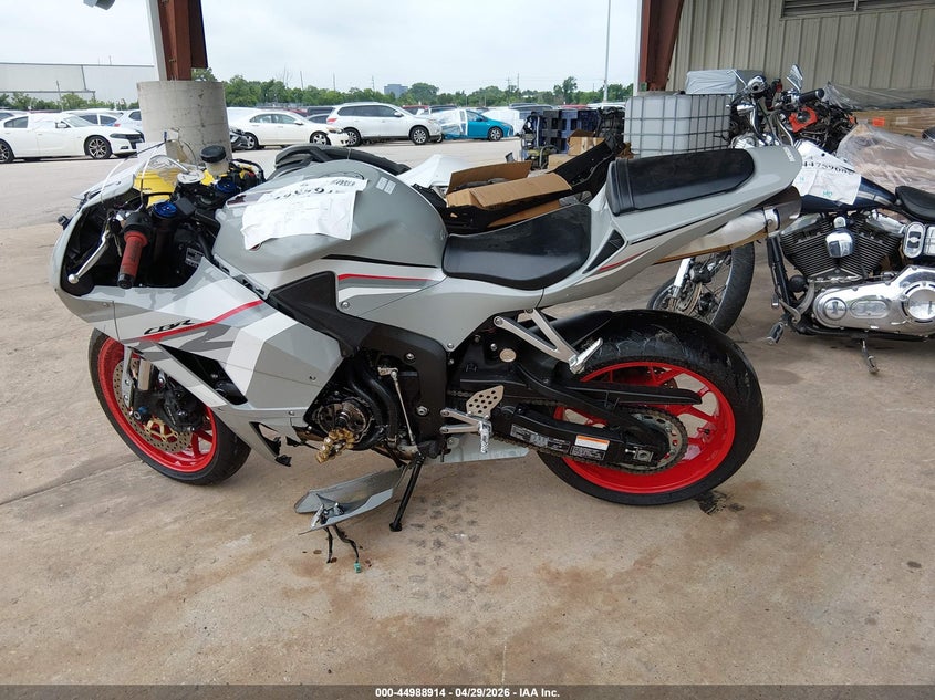 2026 Honda Cbr600 Rr VIN: JH2PC40H4TK300336 Lot: 44988914