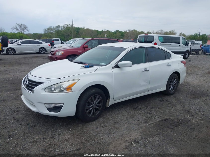 2015 Nissan Altima 2.5 S 1N4AL3AP0FC253048 photo 1