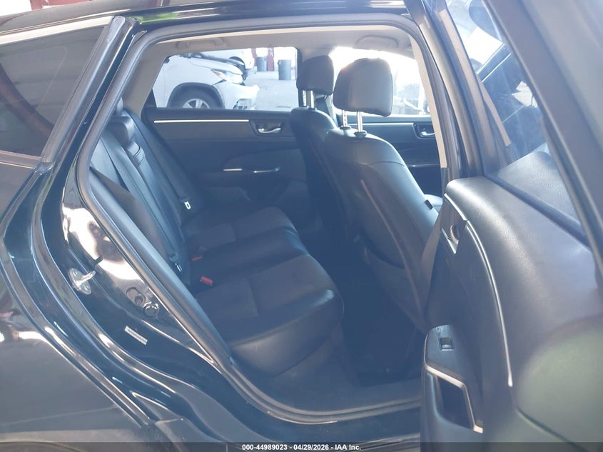 2018 Honda Clarity Plug-In Hybrid VIN: JHMZC5F17JC011619 Lot: 44989023