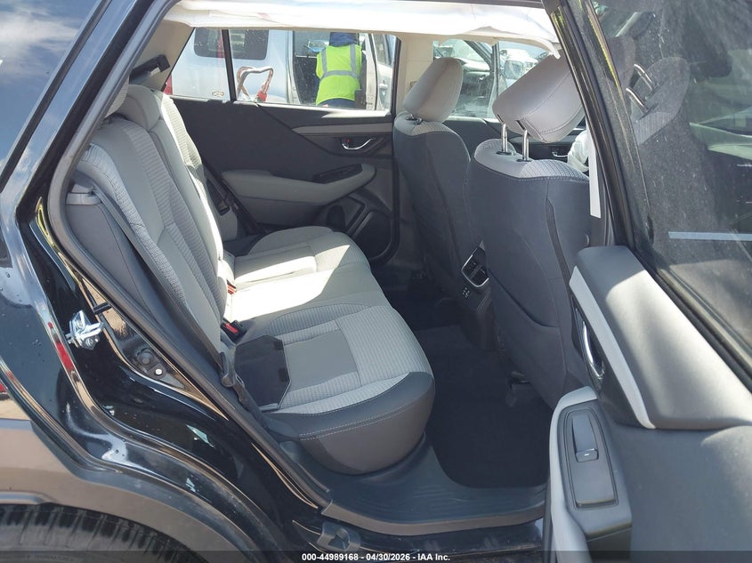 2025 SUBARU OUTBACK auction photo 8