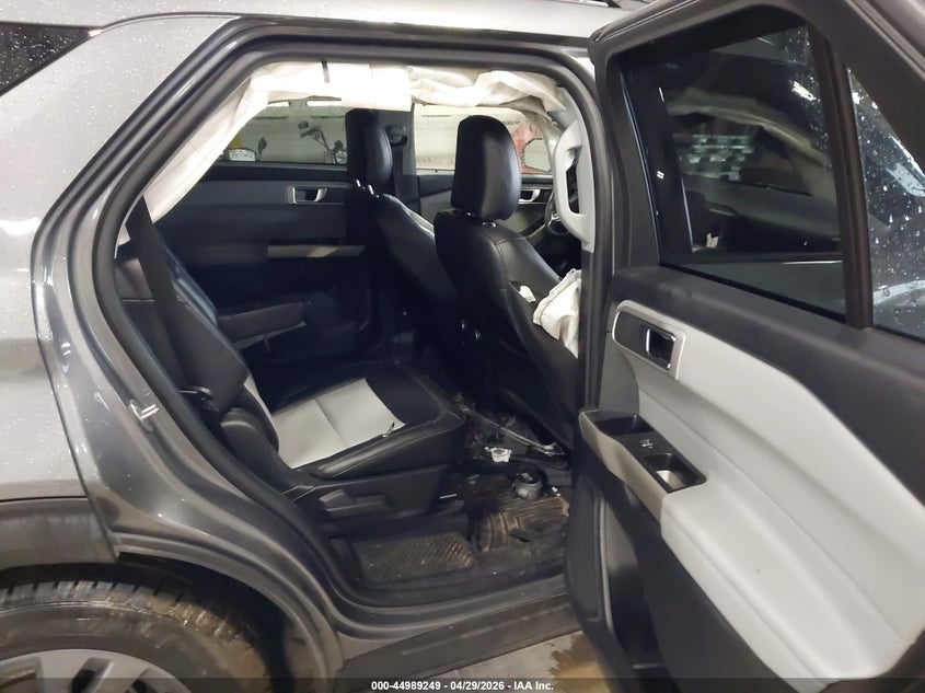 2022 FORD EXPLORER auction photo 8