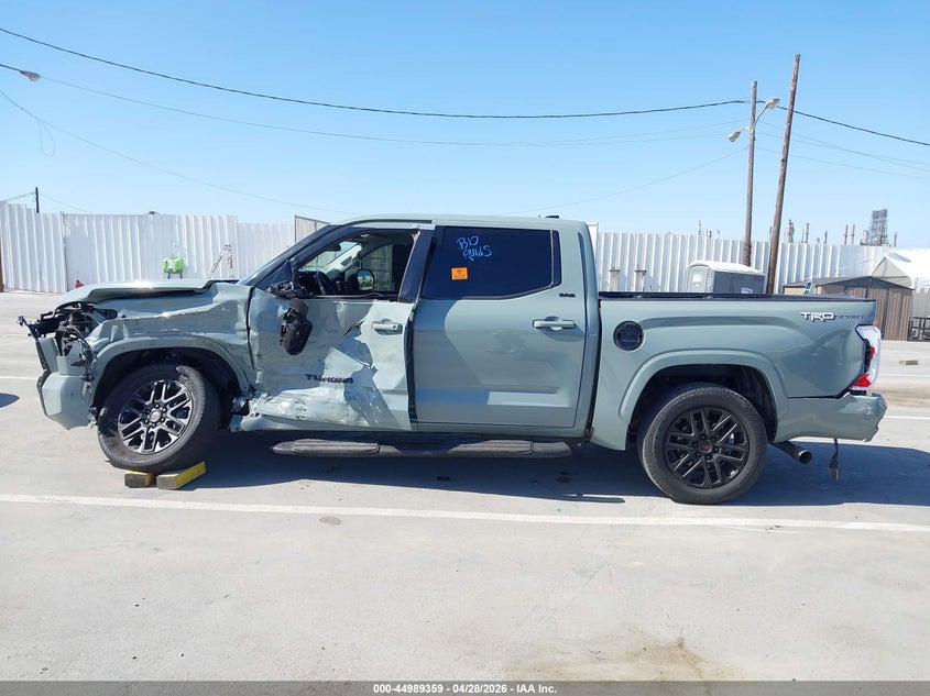 2022 Toyota Tundra Sr5 VIN: 5TFLA5AB5NX015213 Lot: 44989359