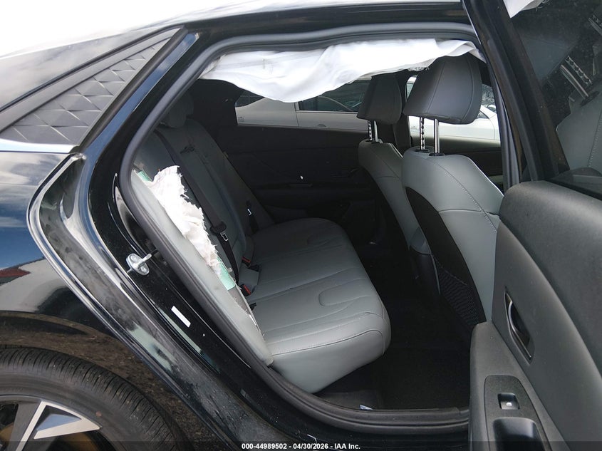 2025 HYUNDAI ELANTRA HYBRID auction photo 8