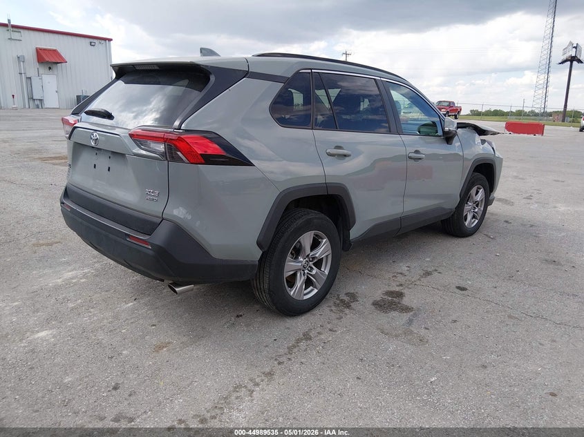 VIN 2T3P1RFV2PW353669 2023 TOYOTA RAV4 XLE