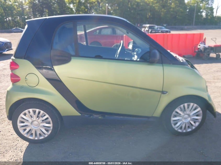2011 Smart Fortwo Pure VIN: WMEEJ3BA7BK431745 Lot: 44989789