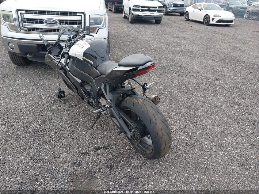 2023 KAWASAKI ZX1002 auction photo 3