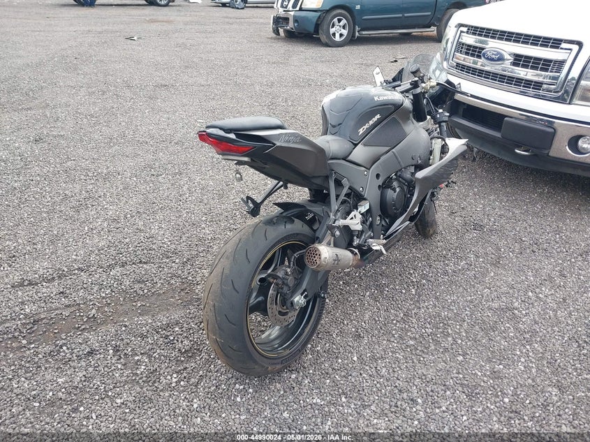 2023 KAWASAKI ZX1002 auction photo 4