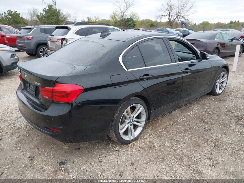 Vin: wba8d9c52jeb34936, lot: 45487521, bmw 330i xdrive 20184